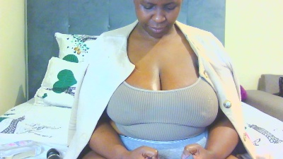 Bongzbaexx live cam on Cam4