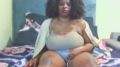 Bongzbaexx live cam on Cam4
