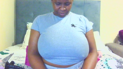 Bongzbaexx live cam on Cam4