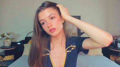 BonnieCagev live cam on Cam4