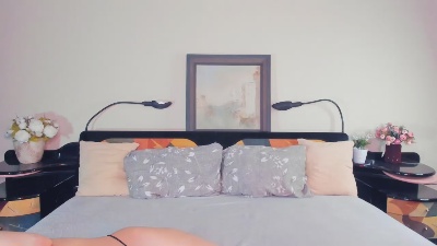 BonnieCagev live cam on Cam4