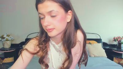 BonnieCagev live cam on Cam4