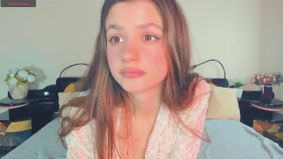 BonnieCagev live cam on Cam4