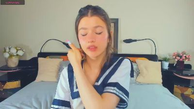 BonnieCagev live cam on Cam4