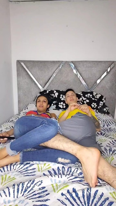 https://snapshots.xcdnpro.com/thumbnails/BonnieClyde?s=IiNeAolvhn33QAcM/KHrfnSYplAX5NFgttAeKtQKE3A= Live Cam4 Model