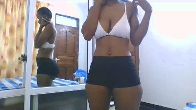 Bootyworld live cam on Cam4