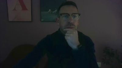 Boredbrit85 live cam on Cam4