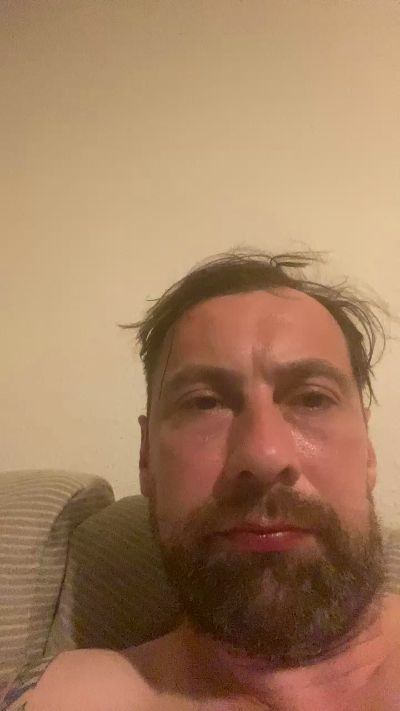 Bornbrecht83 live cam on Cam4