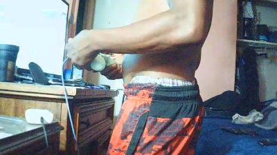BossDiik live cam on Cam4