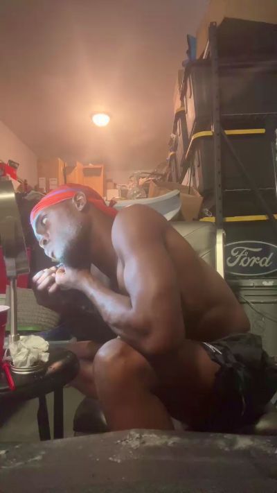 Bottlebbc live cam on Cam4