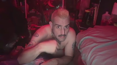 Boy2ServU live cam on Cam4