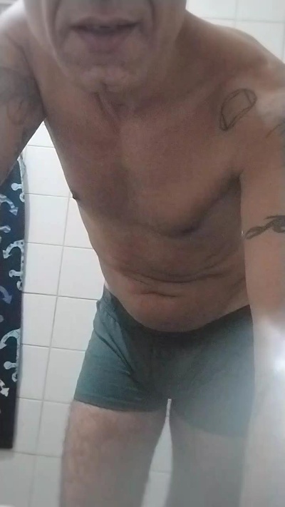BoyBrutos live cam on Cam4