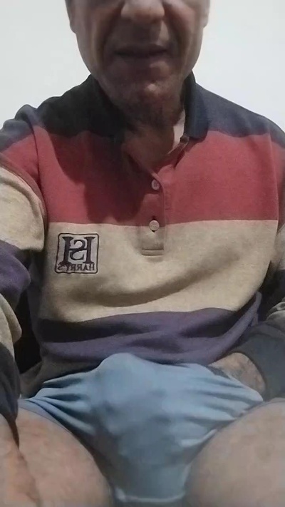 BoyBrutos live cam on Cam4