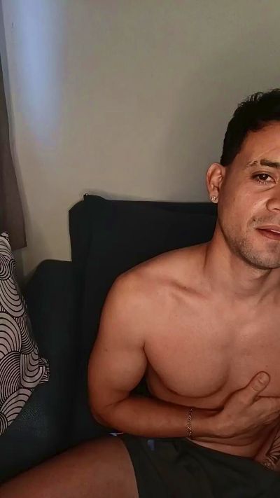 BoyExtreme24x7 webcam