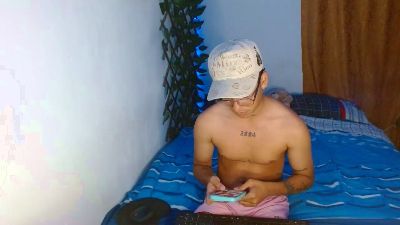 BoyHotDirty live cam on Cam4