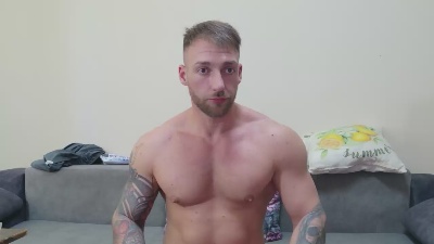 BoyTatto95 live cam on Cam4
