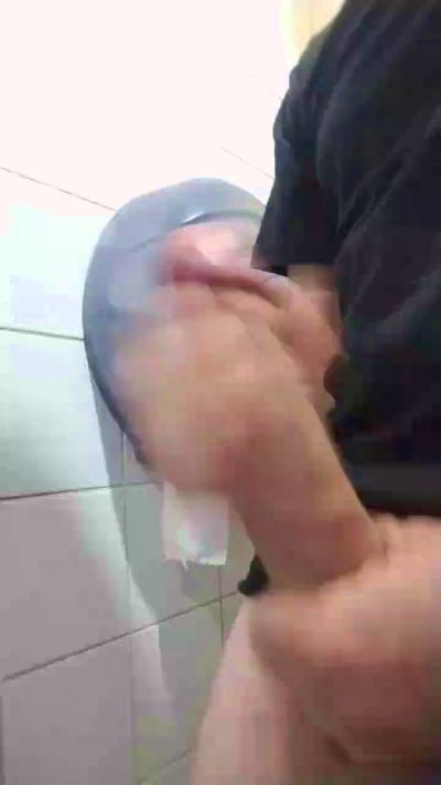BoyToyMnstrCock live cam on Cam4