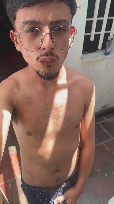 Boy_Jerry live cam on Cam4