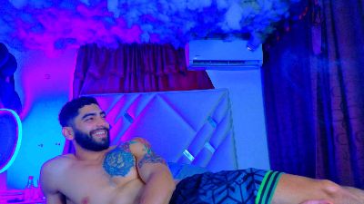 Boy_Perfec live cam on Cam4