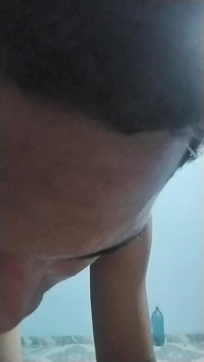 Boy_hotdirty1 live cam on Cam4