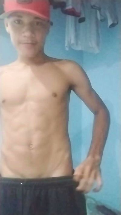 Boy_hotdirty1 live cam on Cam4