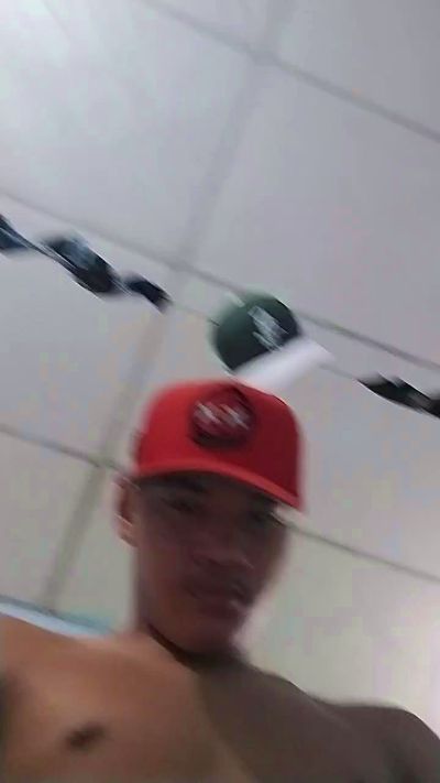 Boy_hotdirty1 live cam on Cam4