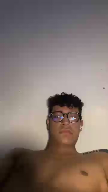 Boy_sexvnz live cam on Cam4