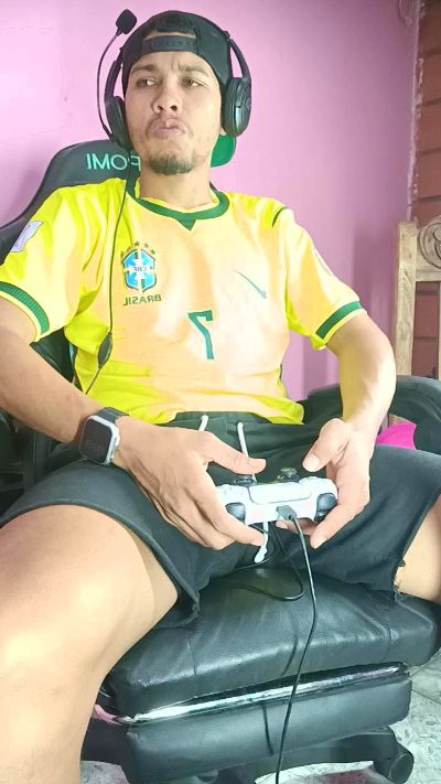 Boyperverpiss live cam on Cam4