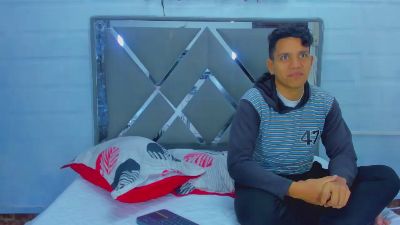 Boysof_love live cam on Cam4