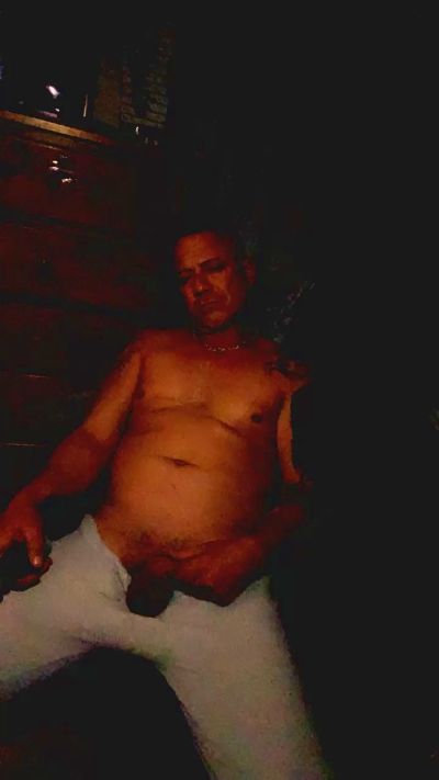 BrandRich1 live cam on Cam4