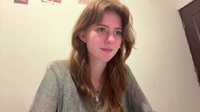 BrandieLelli live cam on Cam4