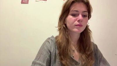 BrandieLelli live cam on Cam4