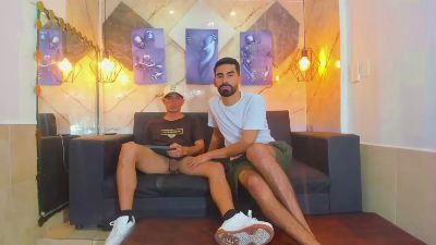 Brandon_Bless live cam on Cam4