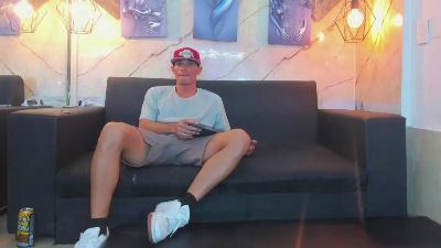 Brandon_Bless live cam on Cam4