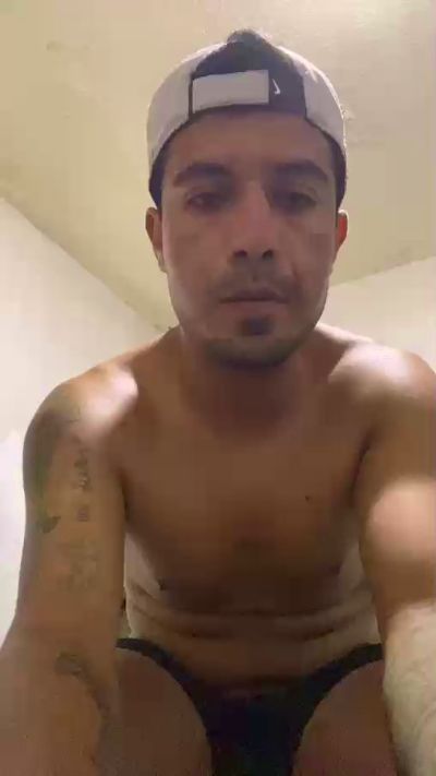 Brandoncarlosa live cam on Cam4