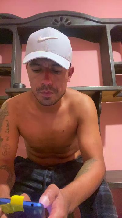 Brandoncarlosa live cam on Cam4