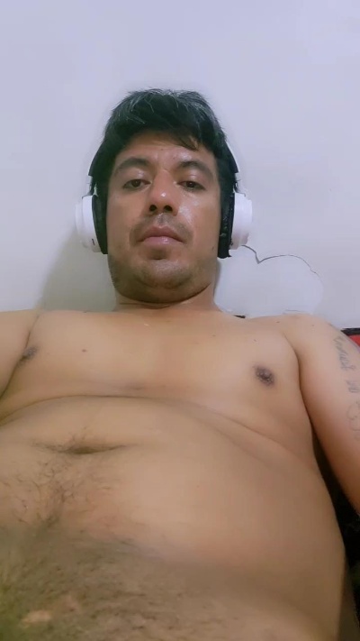 Brandoncarlosa live cam on Cam4