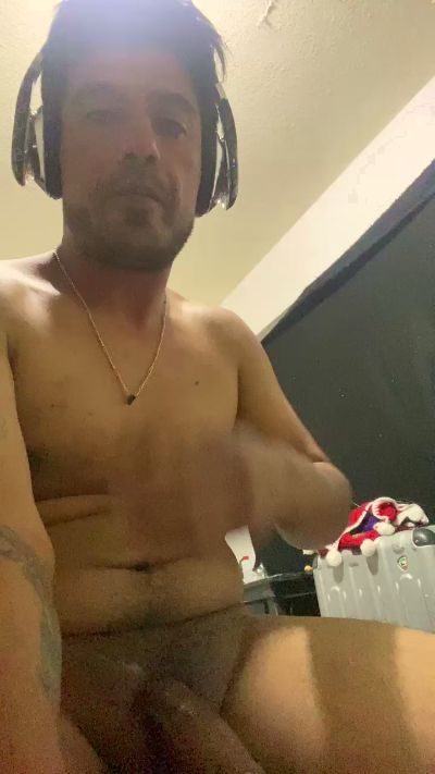 Brandoncarlosa live cam on Cam4
