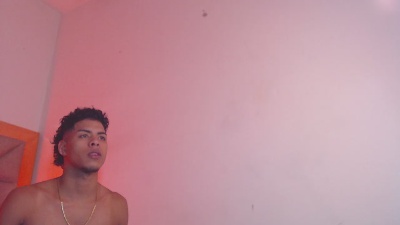 Brandonyadrian live cam on Cam4
