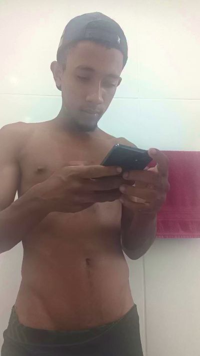 Brasileirodo live cam on Cam4
