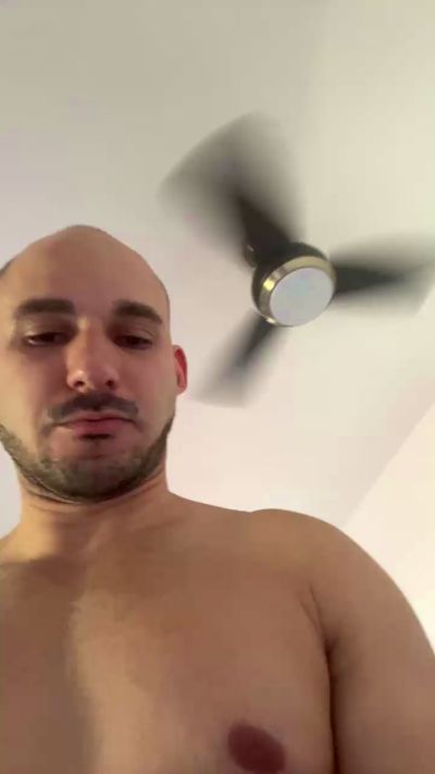Brasiliano_cri9 live cam on Cam4