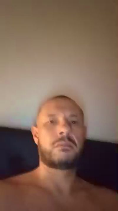 Bratan35000 live cam on Cam4