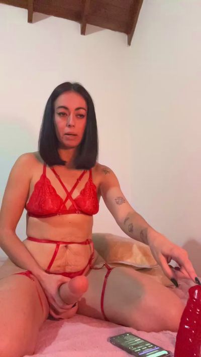 BrattyYani live cam on Cam4
