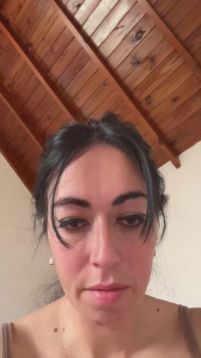 Brattyshani live cam on Cam4