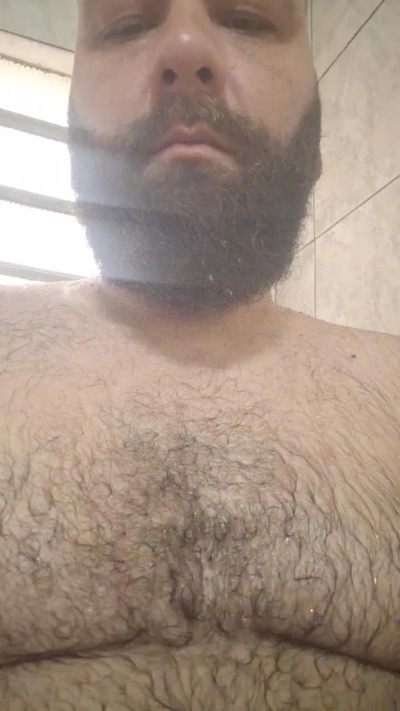 Brazilianbear_ live cam on Cam4