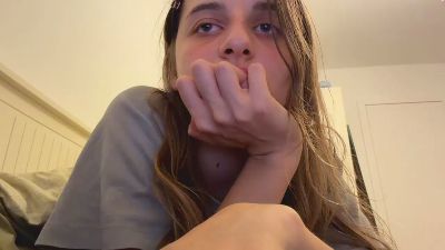 BreanaHelmle live cam on Cam4