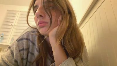 BreanaHelmle live cam on Cam4