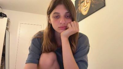 BreanaHelmle live cam on Cam4