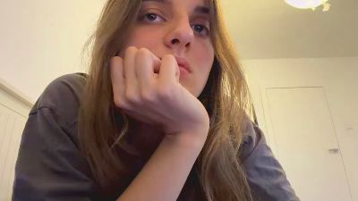 BreanaHelmle live cam on Cam4