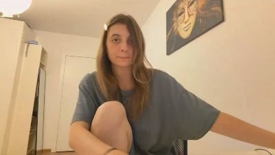 BreanaHelmle live cam on Cam4